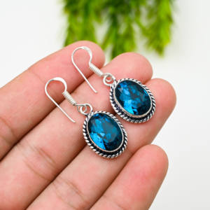 Boucles d'oreilles créoles en topaze bleue de Londres, argent 925, luxe - Product Image 1