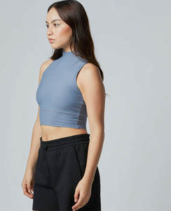 Venta al por mayor de impresión personalizada diseño de impresión digital Crop Top mujeres camisetas algodón poliéster Crop Tops camisetas mujeres transpirable - Product Image 5