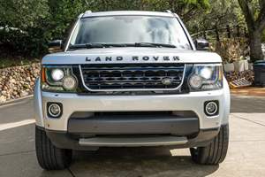 Land Rover LR4 HSE LUX Edición Landmark 2016 Usado en Buen Estado, Sin Accidentes, Volante a la Izquierda/Derecha - Product Image 2