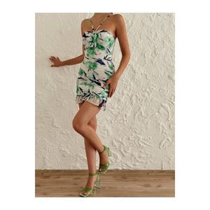 Miniabito a stampa floreale con silhouette aderente e vita naturale, elemento di moda fantasia - Product Image 3