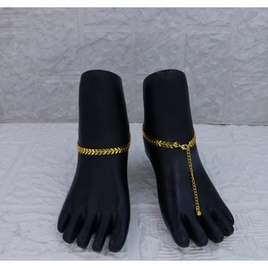 Tobillera de Eslabones Circulares Chapada en Oro de Moda para Mujer, Cadena de Pie de Diseñador, Joyería Nupcial, Tobillera de Moda para Uso Diario - Product Image 4
