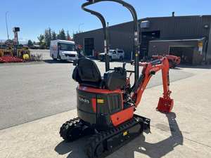 Miniexcavadora Kubota 2023 con potencia ultracompacta para espacios reducidos - Product Image 2