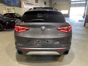 Esplorare la nostra alta qualità 2022 Alfas Romeos Stelvios Ti AWD usato - Product Image 5