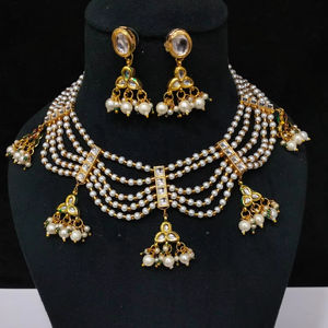 Ensemble Kundan plaqué or pour femmes Bollywood Style ethnique mariage fiançailles collier chaînes bijoux en laiton Zircon pierre numéro forme - Product Image 1