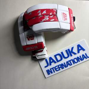 Gants de cricket de haute qualité, gants gauche et droit, nouvel article 2026, faible MOQ, style camouflage, cuir de mouton - Product Image 3