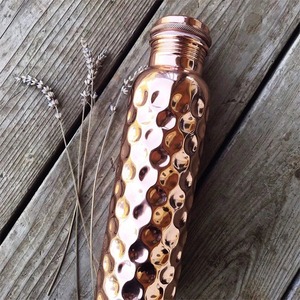 Gourde de randonnée en cuivre pur 100% écologique de qualité supérieure, design classique, avec paille, compatible lave-vaisselle, résistante à l'eau bouillante, 1000 ml - Product Image 6