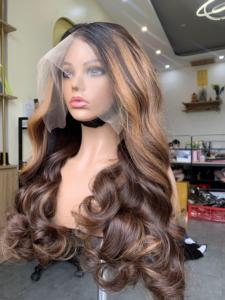 Extensiones de Cabello Humano Vietnamita HD LUXURY Bleach Knots Wavy Wig con Encaje Transparente - Product Image 3