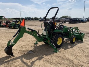 Tracteur John Deere 2026 2025R 70HP 4x4 à transmission par engrenages avec chargeur et pelle arrière pour moteur multifonctionnel - Product Image 5