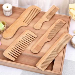 Peigne démêlant en bois de bambou écologique pour le soin des cheveux avec manche en bois personnalisable - Product Image 4