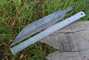 Hoja de Damasco forjada a mano personalizable soporte OEM disponible - Product Image 3