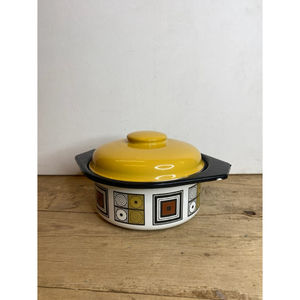 Cazuela de Cerámica Amarilla para Cocinar, Hornear y Servir Comidas en el Hogar, Vajilla y Presentación Elegante de Alimentos - Product Image 1