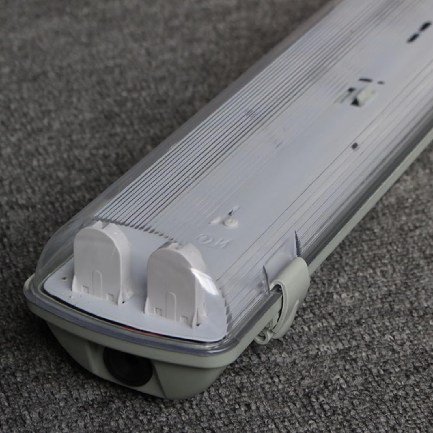 LEDUNI T5 LED Tube Light 2ft SMD Waterproof | Wholesale Supplier | LEDUNI Global S.L