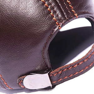 Gorro de Béisbol de Cuero Auténtico de 5 Paneles con Bordado Personalizado, Ajustable y Transpirable para Uso Casual al Aire Libre - Product Image 5