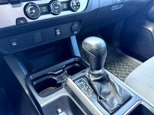 Usado cuidadosamente 2017 Toyota Tacoma SR5 Fresh Stock Dirección Hidráulica - Product Image 3