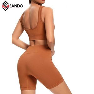 Vente en gros de shorts de yoga de haute qualité pour femmes OEM logo personnalisé taille haute taille XL sans couture spandex pour femmes et filles - Product Image 6