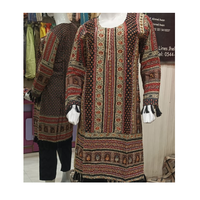 Robes mi-longues styliste Kurtis brodées pour femmes marché de gros prix compétitifs grande quantité fabriqué vente