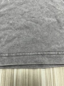 Venta al por mayor último lavado ácido OEM Streetwear desgastado hombres camisetas de gran tamaño de peso pesado de punto estilo lavado - Product Image 3