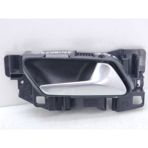 MANIGLIA INTERNA ANTERIORE DESTRA OPEL Mokka Serie 98201552W (20>) - Product Image 1