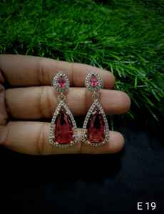 BOUCLES D'OREILLES DE STYLE CLASSIQUE DE DIAMANT AMÉRICAIN TRADITIONNEL ET À LA MODE PLAQUÉ-BOUCLES D'OREILLES DE CADEAUX D'ANNIVERSAIRE ET DE NOËL - Product Image 4