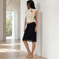 Ensemble deux pièces OEM pour femme, dentelle florale, manches courtes, col à découpe, jupe midi en maille, logo personnalisé
