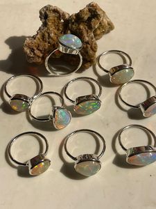 แหวนรูปไข่โอปอลหรูหราสำหรับผู้หญิงเครื่องประดับทำมือเงินแท้92.5 - Product Image 2