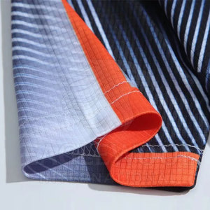 Uniforme de Tenis para Hombre al Por Mayor a Bajo Precio, Personaliza Tu Propio Diseño, Transpirable, Logotipo Frontal, 100% Poliéster, Absorbe la Humedad, en Existencia - Product Image 5