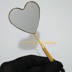 Nuevo estilo de espejo de acero inoxidable con logotipo personalizado, iluminado, de un solo bolsillo, para extensión de pestañas, diseño de corazón, agarre de diamante, oro plasma. - Product Image 3