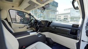 Minibús de Lujo VIP 2024 - Negro - Gris Metálico, Motor Diésel/Gasolina, Volante a la Izquierda, Transmisión Automática, Emisión Euro V, Listo para Exportación - Product Image 4