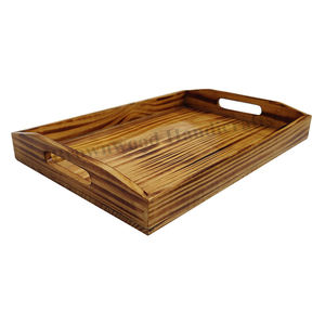 Plateau de service rectangulaire en bois de pin fait main avec poignées Plateau en bois du fabricant indien pour l'approvisionnement des restaurants et des hôtels - Product Image 1