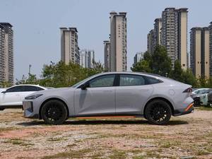 Sedán Deportivo Premium 2025, Motor Turbo 1.5T, Transmisión Automática, Tracción Delantera, Ruedas R19, Interior de Cuero, Emisión Euro VI - Product Image 6