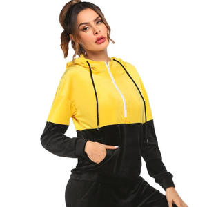 Tenues deux pièces personnalisées pour femmes Ensembles de survêtement pour femmes Vêtements d'entraînement de sport Survêtements d'entraînement décontractés à rayures pour femmes - Product Image 5