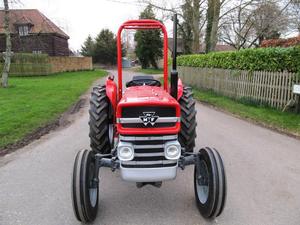 รถแทรกเตอร์ Massey Ferguson 47 แรงม้า คุณภาพดี มีสินค้าในสต็อก / เครื่องจักรกลการเกษตร MF135 ของแท้พร้อมจัดส่ง - Product Image 3