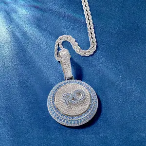Initiale personnalisée VVS Moissanite médaillon pendentif pavé ensemble de collier de chaîne de rappeur breloque ronde multicolore - Product Image 3