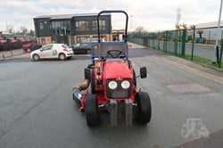 Tracteur à roues MASSEY FERGUSON 1525 modèle 2022 d'occasion avec plus de 50 000 heures et un poids de 100 tonnes - Product Image 4
