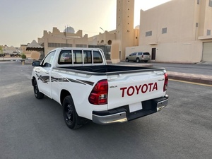 2022 Toyota Hilux GCC utilisé Turbo moteur boîte de vitesses manuelle direction à droite Euro6 émission GCC utilisé - Product Image 6