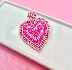 Boucles d'oreilles en perles de rocaille faites à la main Bijoux tendance de l'Inde Boucles d'oreilles brodées multicolores pour femmes - Product Image 4