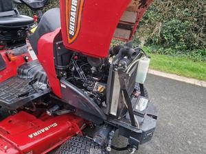 เครื่องตัดหญ้าแบบนั่งขับไร้สาย Shibaura Compact ขนาดกะทัดรัด เครื่องยนต์โรตารี่ 173 ซีซี กำลัง 5.5 แรงม้า ความสูงในการตัด 30-80 มม. พร้อมระบบป้องกันการลื่น - Product Image 5