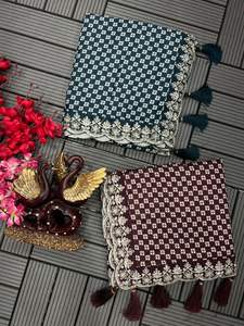 Saree ดู Saree สีดีเป็น Chinon และเสื้อเป็นศิลปะผ้าไหมที่มีการพิมพ์ออกแบบเย็บปักถักร้อยทำงานลูกไม้ขอบ - Product Image 5