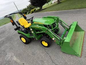2017 JOHNN DEERE 1025R | Comprar Tractor agrícola bastante usado John Deeres 95cv con cabina - Product Image 5
