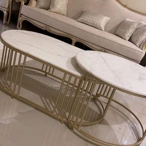 Tables d'appoint et tables basses de salon modernes en métal aspect marbre, cadre doré, meubles écologiques avec taille personnalisable - Product Image 4
