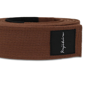 เข็มขัดบราซิลเลียนยิวยิตสูสีน้ำตาล รุ่น Core BJJ ผลิตจากผ้าแคนวาสเนื้อเบา เหมาะสำหรับการฝึกซ้อมและการแข่งขัน - Product Image 3