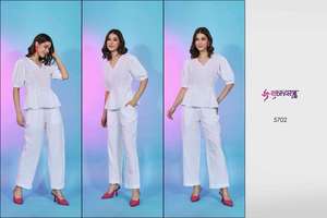 Vente en gros à taux de fabrication Ensembles coordonnés de vêtements occidentaux à la mode Maruti pour femmes Qualité supérieure Décontracté Forme en V Haut BSY + Pantalon Indien - Product Image 4