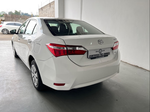 Voiture d'occasion de qualité abordable, Toyota Corolla 1.8 Prestige 2022, conduite à droite - Product Image 6