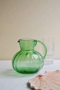 Pichet à eau en résine de polyester au design classique NATUREL Texture en résine avec motif tourbillon Aqua Abricot pour la cuisine Cadeaux de Noël - Product Image 2