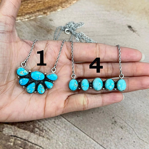 Collar de plata de ley azul turquesa hecho a mano, regalo de joyería de piedras preciosas naturales para mujeres y niñas todos los días - Product Image 1