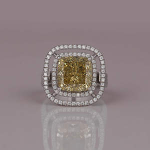 Diamant personnalisé jaune taille coussin cultivé en laboratoire Double Halo 14KT bijoux en or massif dernière conception Bling bague de fiançailles pour cadeau - Product Image 1