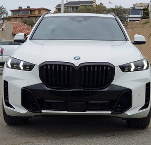 BMW X5 xDrive40i AWD 2025 - Product Image 1
