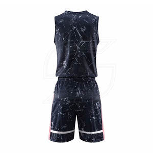 ชุดบาสเกตบอลชายคุณภาพสูงสำหรับทีม พร้อมเสื้อและกางเกงขาสั้นที่ปรับแต่งได้ ดีไซน์ระบายอากาศสำหรับฤดูร้อน เหมาะสำหรับการฝึกสอน - Product Image 3