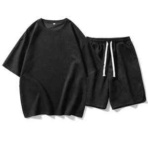 Vêtements de sport deux pièces en coton respirant pour hommes, survêtement d'été à la mode de rue avec t-shirt surdimensionné et short, ensemble de vêtements d'extérieur - Product Image 1