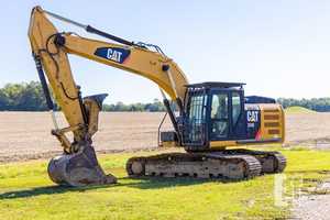 Excavadora de Orugas Usada CAT303 con Certificación CE, Miniexcavadora Caterpillar de 34 Toneladas con Caja de Cambios, Segunda Mano, Buen Rendimiento - Product Image 4